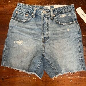 BDG 90s Long Inseam Short. Size 27.